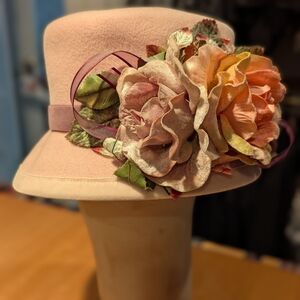Pink/Mauve Floral Women's Felt Hat
